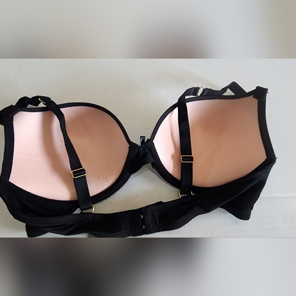 Daisy Fuentes Black Women's Bra - Picture 2 of 3